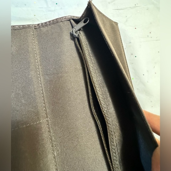 Relic Tri-Fold Snap Wallet Red&Brow. - Picture 4 of 9